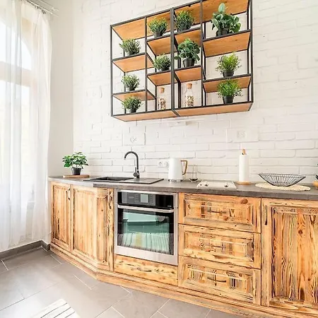 Brendon Design Apartament *