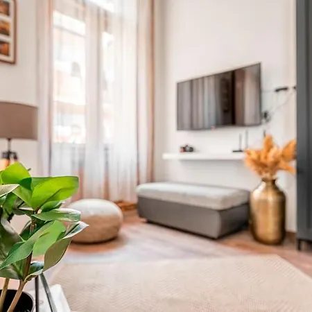 Apartament Brendon Design *